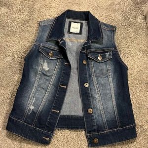 Mudd denim vest size small